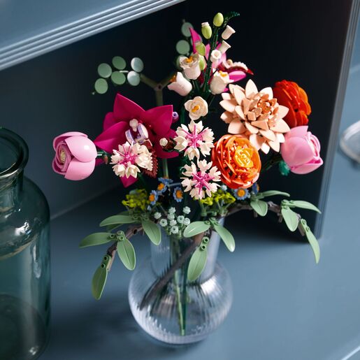 LEGO® Botanicals Prekrasni ružičasti buket 10342