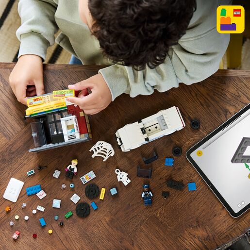 LEGO® Super Heroes Spider-svijet: Miles Morales protiv Spota 76311