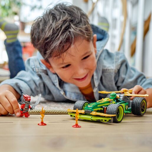 LEGO® Ninjago Lloydov trkaći auto na povlačenje 71828