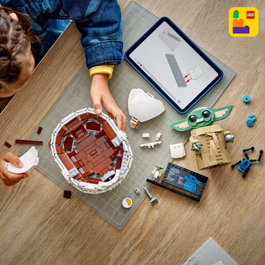 LEGO® Star Wars TM Grogu™ s lebdećim kolicima 75403