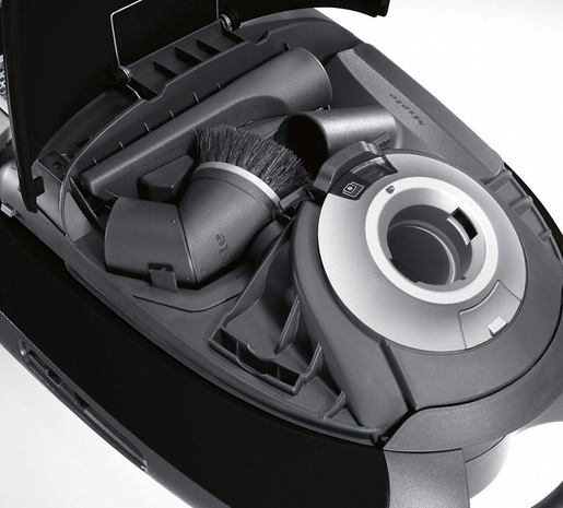 Miele usisivač s vrećicom Complete C2 Flex, 890 W, radni domet 10m