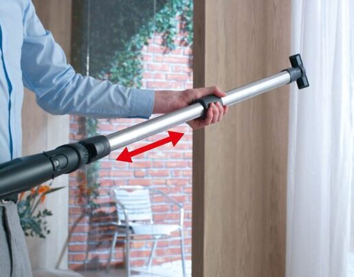 Miele usisivač bez vrećice Blizzard CX1 Red, 890 W, kapacitet 2 L