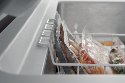 Whirlpool zamrzivač WHE39332