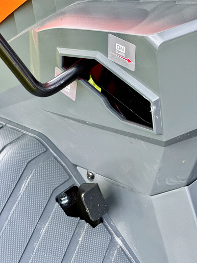 ADK rider traktor kosilica TR66RSD4  - Loncin motor 224 cm³ / 65 cm / 6,0 KS