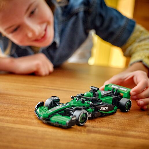 LEGO® Trkaći automobil KICK Sauber F1® Team C44 77247