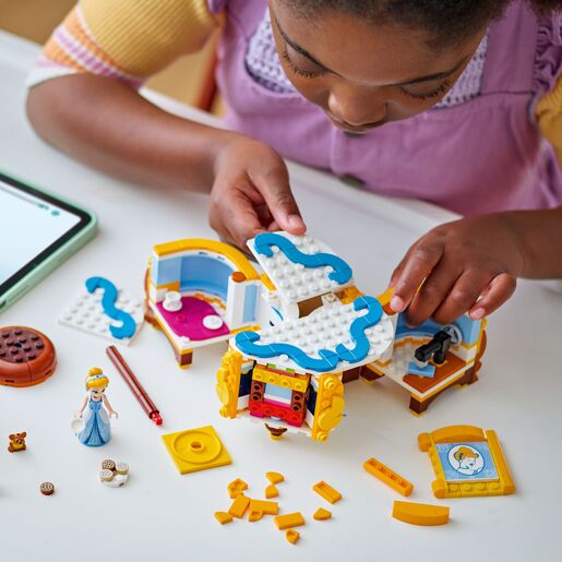 LEGO® Pepeljugina haljina 43266