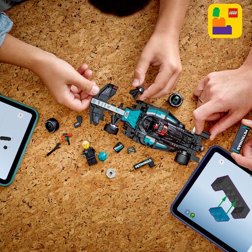 LEGO® Trkaći automobil Mercedes-AMG F1® W15 77244