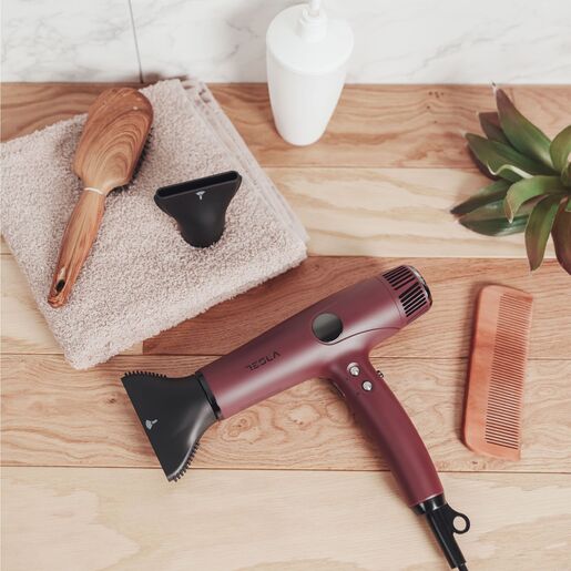 TESLA fen za kosu DRH500BBD, 2200 W, bordo