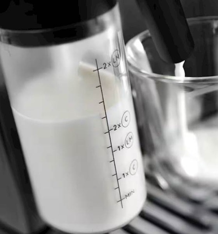 DeLonghi aparat za espresso kafu ECAM290.61.B Magnifica Evo, automatski, crni