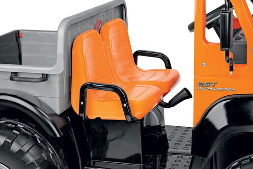 PEG PEREGO Kamion Taurus 12V