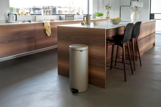 Brabantia Newicon Pedal kanta za smeće 30l, champagne 304484