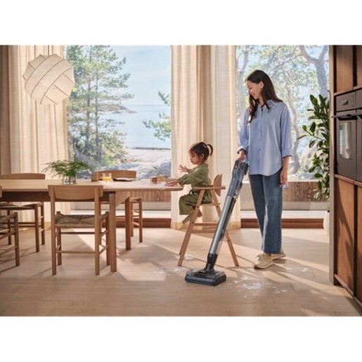 ELECTROLUX štapni usisivač 800 EW82U2DB 3-u-1 Wet & Dry, 21.6 V