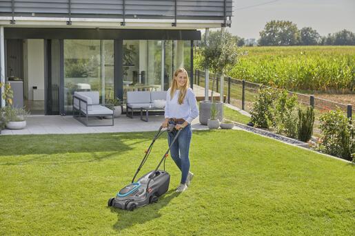 GARDENA Električna kosilica PowerMax 1200 W 32 cm