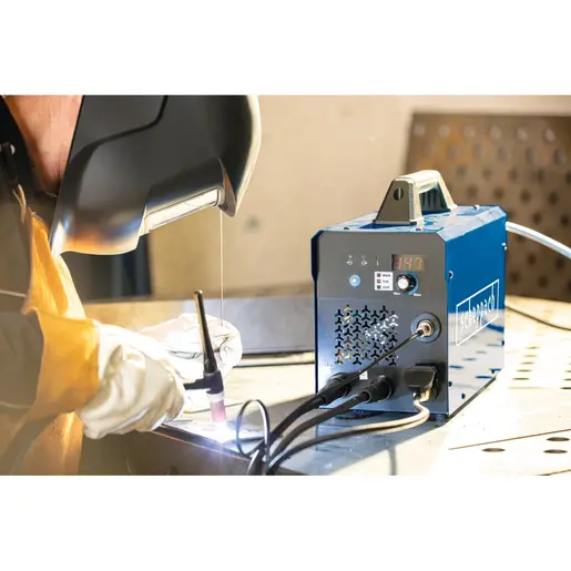 Scheppach višenamjenski TIG/MMA i Plasma rezač aparat za zavarivanje WSE4000-CUT