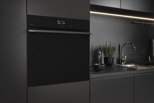 Hisense pećnica BI614P8B