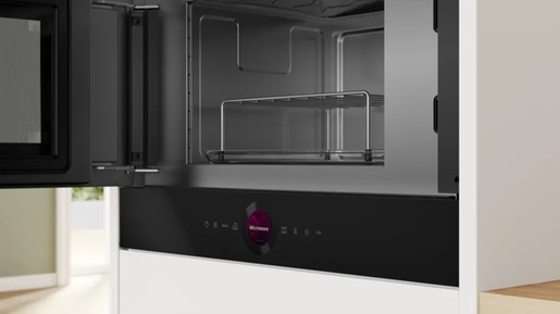 BOSCH ugradbena mikrovalna pećnica Serie 8, 900 W, 21 L, crna