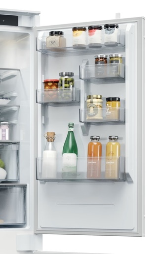 Candy frižider ECNBQT3518E