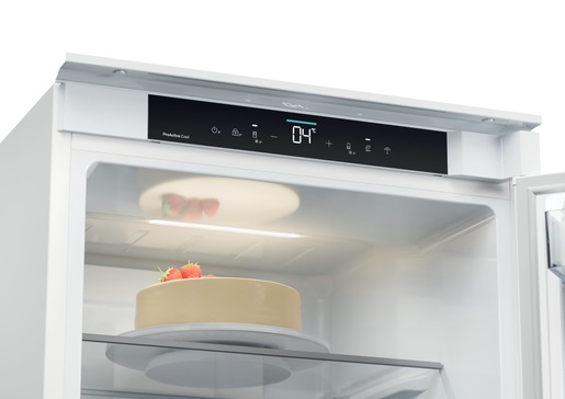 Candy frižider ECNBQT3518E