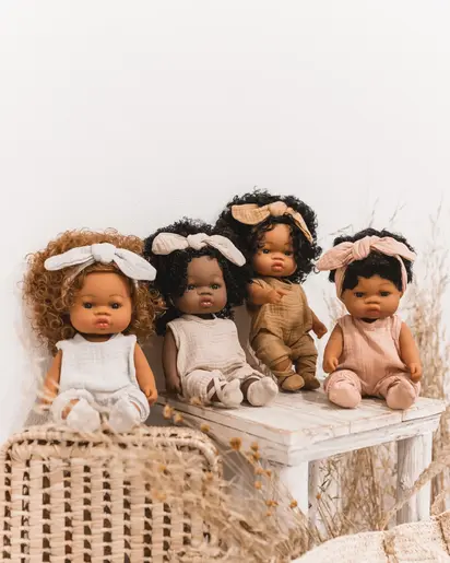 Mrs Ertha lutka Loreta - Shiny