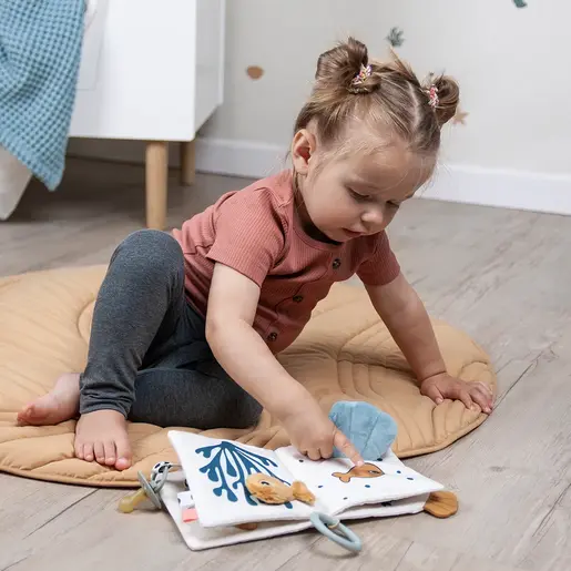 Done by Deer Mekana aktivnosna knjiga - Sea friends Colour mix