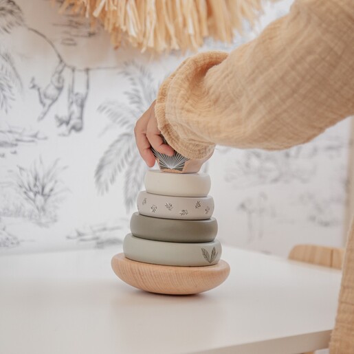 Label Label Drveni balansirajući toranj s obručima - Olive Green