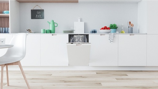 Indesit perilica posuđa DSIO 3M24 C S