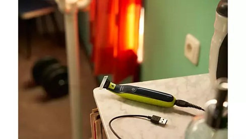 PHILIPS aparat za brijanje OneBlade QP2724/10