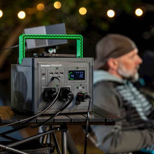 APC Portable Power Station 500, 230V, 517Wh Lithium-ion, LCD, 2 CEE 7/3 Schuko outlets