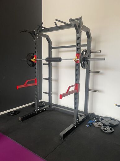 Squat rack-kavez za čučanj