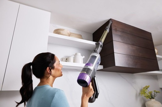 SHARK štapni usisivač IP3251EUT PowerDetecte Clean&Empty, 380 W, 0.7 L