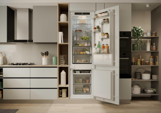 Candy frižider ECNBQT3519EW