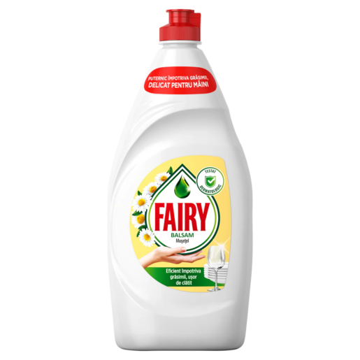 FAIRY 750ml tečni deterdžent za posuđe Sensitive & Chamomile