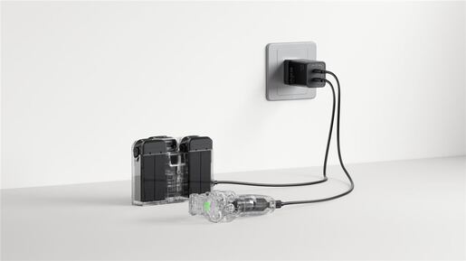 Insta360 Antigravity 65W Fast Charger, punjac brzi