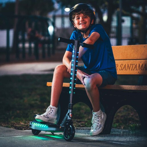 RAZOR Power Core E90 Lightshow dječiji električni romobil