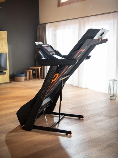 KETTLER Alpha Run 800 traka za trčanje 22 km/h AC motor 4.0 HP