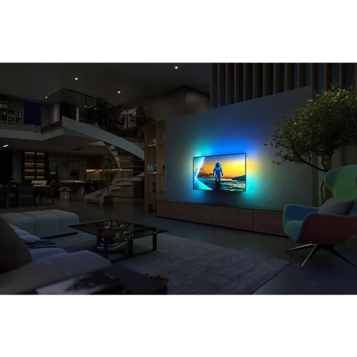 PHILIPS OLED televizor 55OLED820/12, 4K Ultra HD, Smart TV, Google TV™, Ambilight s 3 strane, VRR 144 Hz, P5 AI perfect picture engine, Crni