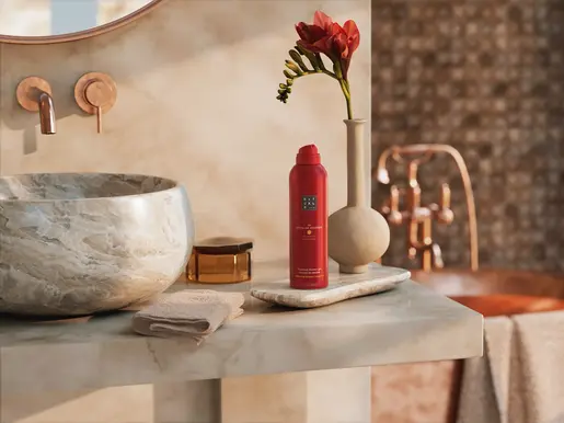 RITUALS The Ritual Of Ayurveda Foaming Shower Gel pjena za tuširanje – badem i ruža 200ml