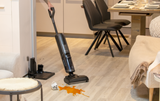 HISENSE štapni usisivač HFC433170A Wet & Dry Expert, 220 W, pametno čišćenje