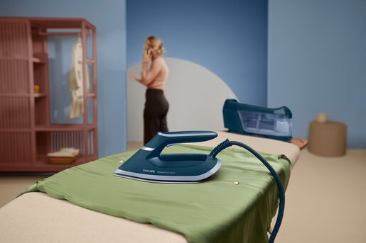 PHILIPS parna stanica PSG6023/20 PerfectCare 6000, 2400 W, 6.5 bara