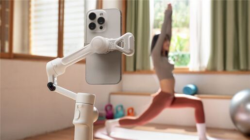 Insta360 Flow 2 AI Tracker Summit White + Insta360 Mic Air (1 TX + 1 RX)