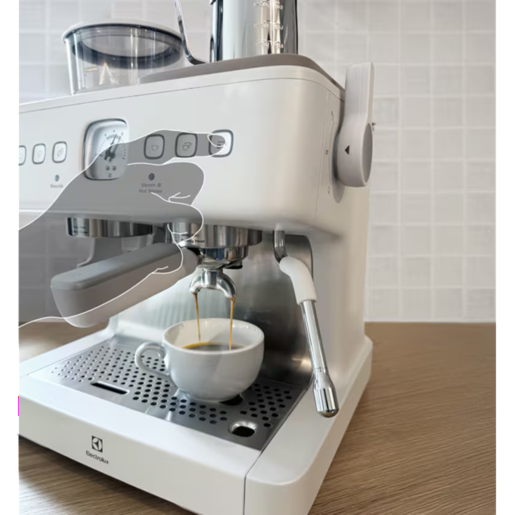 ELECTROLUX aparat za espresso kafu E8EC1-8SW 800 Series