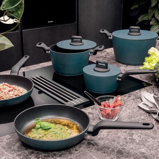 Tognana šerpa s poklopcem Blustyled Glamour 16 cm