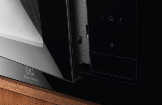 Electrolux mikrovalna pećnica EMS4253TBK