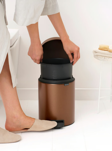 Brabantia Newicon Pedal kanta za smeće 5L, warm bronze / 255229