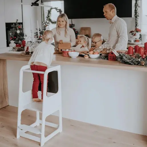 KINDER HOME Montessori Toranj - edukativna stolica sa crnom tablom i podesivom visinom, bijela TF-13071