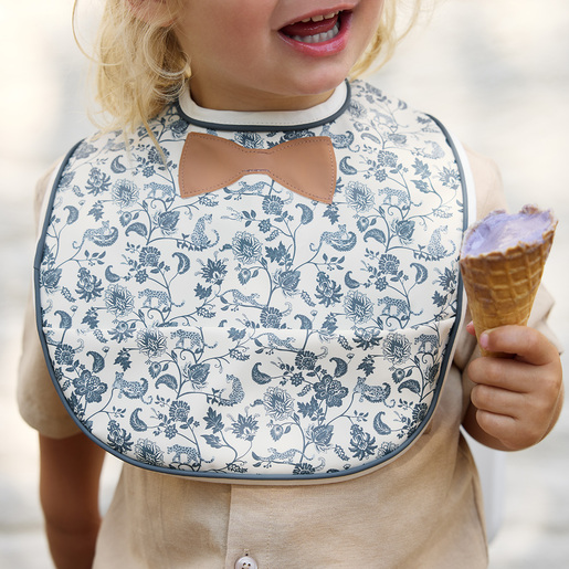 Elodie Siperak - Garden Leo Toile Bow