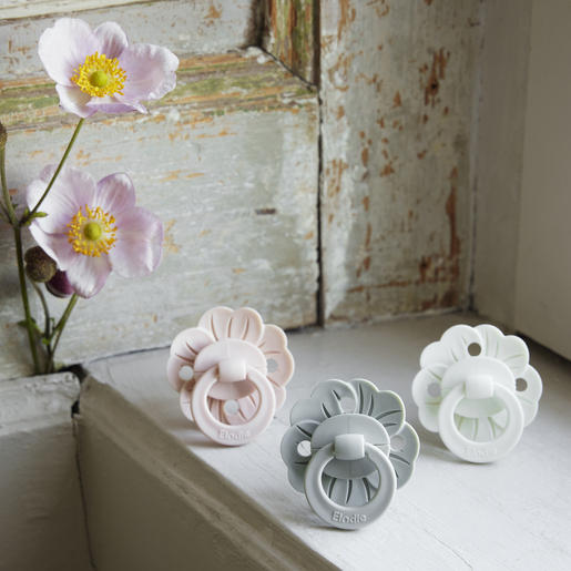 Elodie simetrična cucla/duda - Bloom Vanilla White 3m+