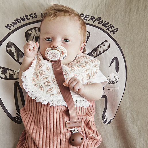 Elodie Details anatomska cucla/duda za novorođenče - Sweet Date