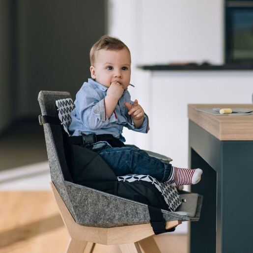 FreeON stolica za hranjenje Fold & Go Black/White, 48709