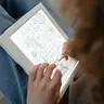 Kidywolf K-DRAW-PAD Svjetleća tabla za crtanje s 30 ilustracija – Meli-melo